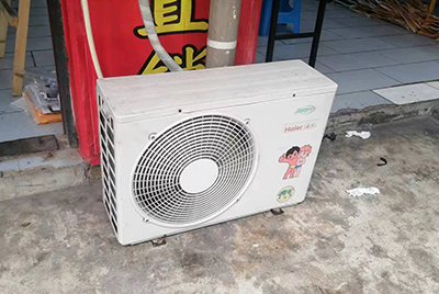 高台空调突然不制冷只吹自然风怎么办？