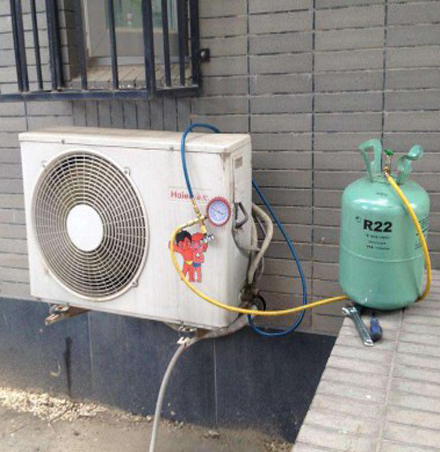 高台空调加氟